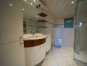 Ferienhaus | Badezimmer