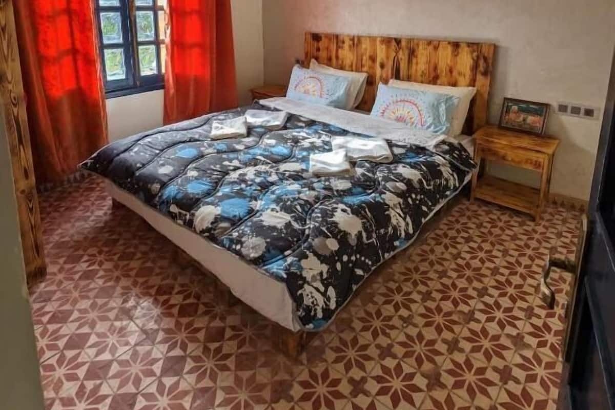 Family Room, Garden View | WiFi (free)