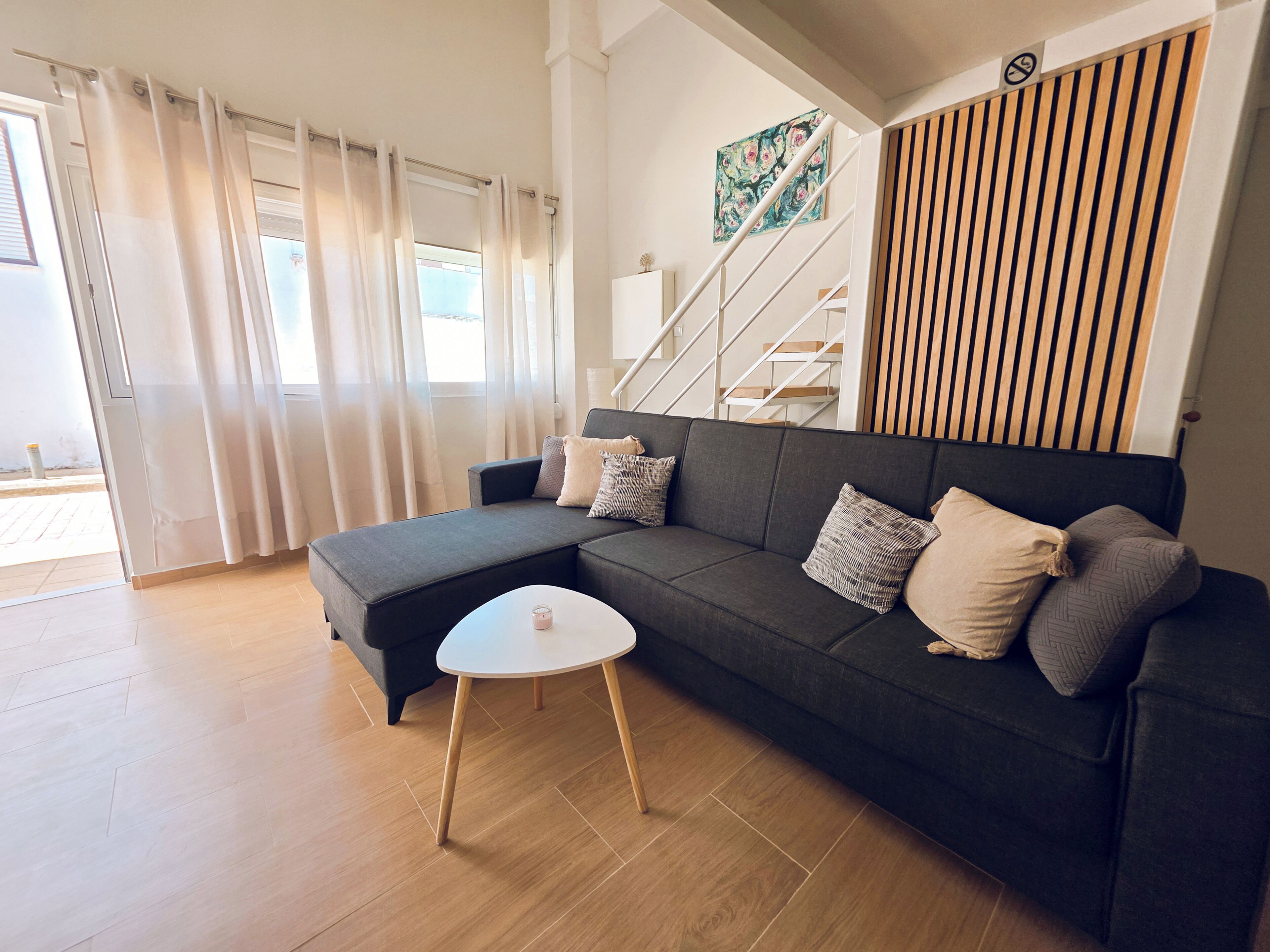 Deluxe-Apartment, Stadtblick | Verdunkelungsvorhänge, Bügeleisen/Bügelbrett, kostenloses WLAN