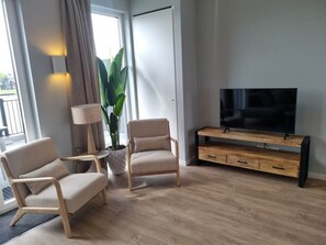 Living area - Reevemeerzicht 6 (Kampen)