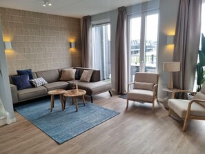 Living area - Reevemeerzicht 6 (Kampen)