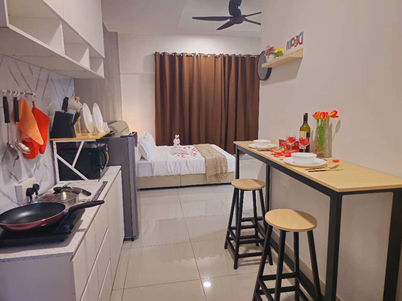Kondominium Standar, Bebas Asap Rokok, pemandangan kota | Setrika/meja setrika dan Wi-Fi gratis