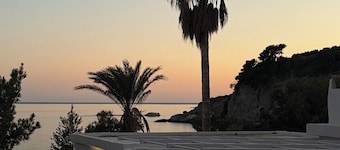 Luxury Seafront Villa Androniki | Private Beach Access