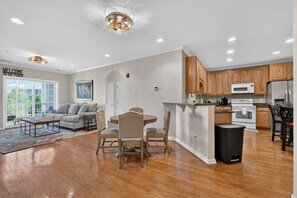 Interior - Resort Condo | 6 Mi to Beach + Freeman Stage (Selbyville)