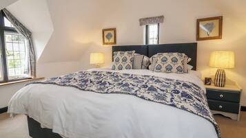 3 bedrooms, individually decorated, individually furnished, free WiFi