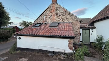 Cottage | Exterior