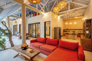 Living area - Villa Aditya Seminyak (Badung)