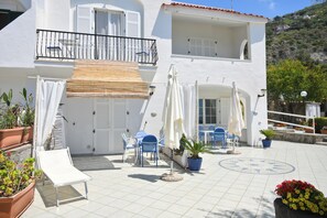 Outdoor dining - Vrbo Property (Barano D'ischia)