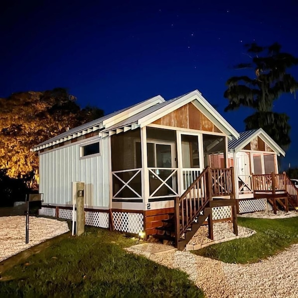 Cabin, Balcony, Lake View | Exterior