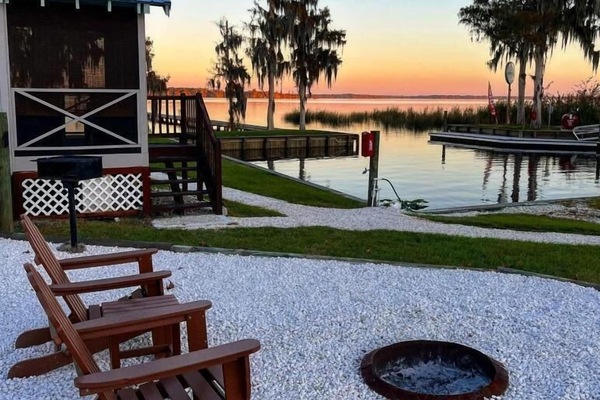 Cabin, Balcony, Lake View | Property grounds
