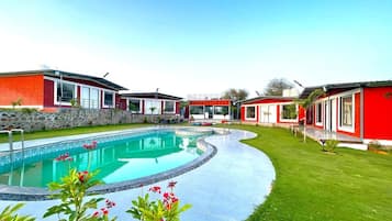 15 indoor pools, 15 outdoor pools