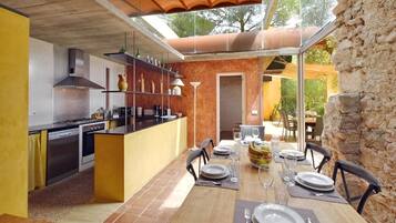Villa | Dining