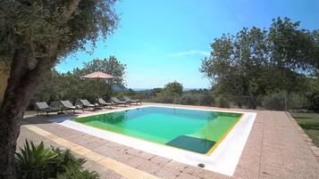Villa | Pool | Indoor pool, outdoor pool