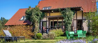 Large, Comfortable Holiday Home With a Garden
