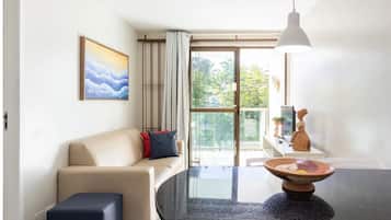 Apartamento, 2 quartos | Área de estar