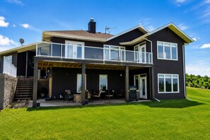 Exterior - Katepwa Lake Hilltop Hideaway | Views, Golf, Beach & Trails (Lebret)