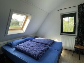 Ferienhaus | 2 Schlafzimmer, individuell eingerichtet