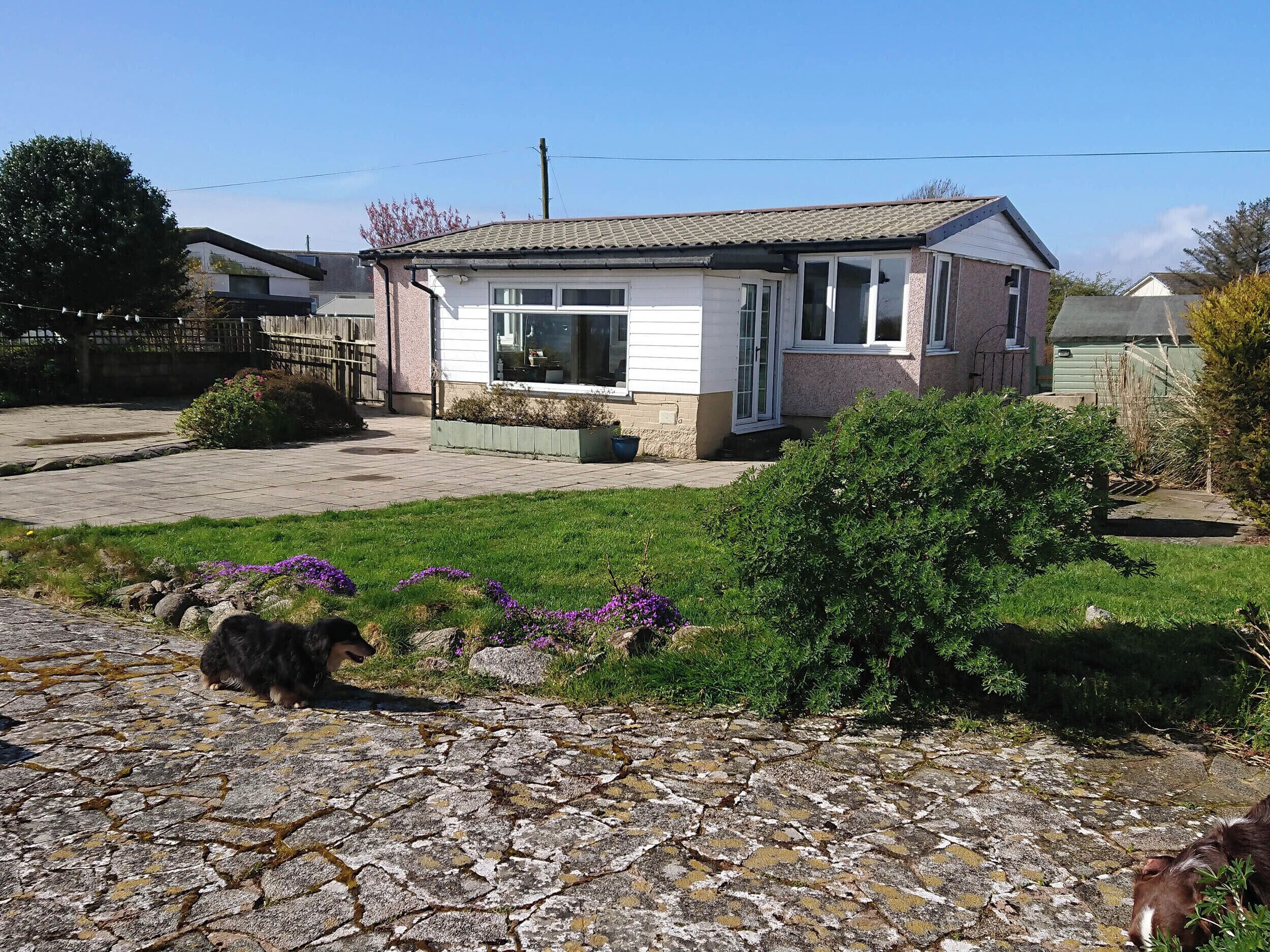 Cottage | Property grounds