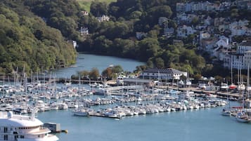 Marina/club náutico