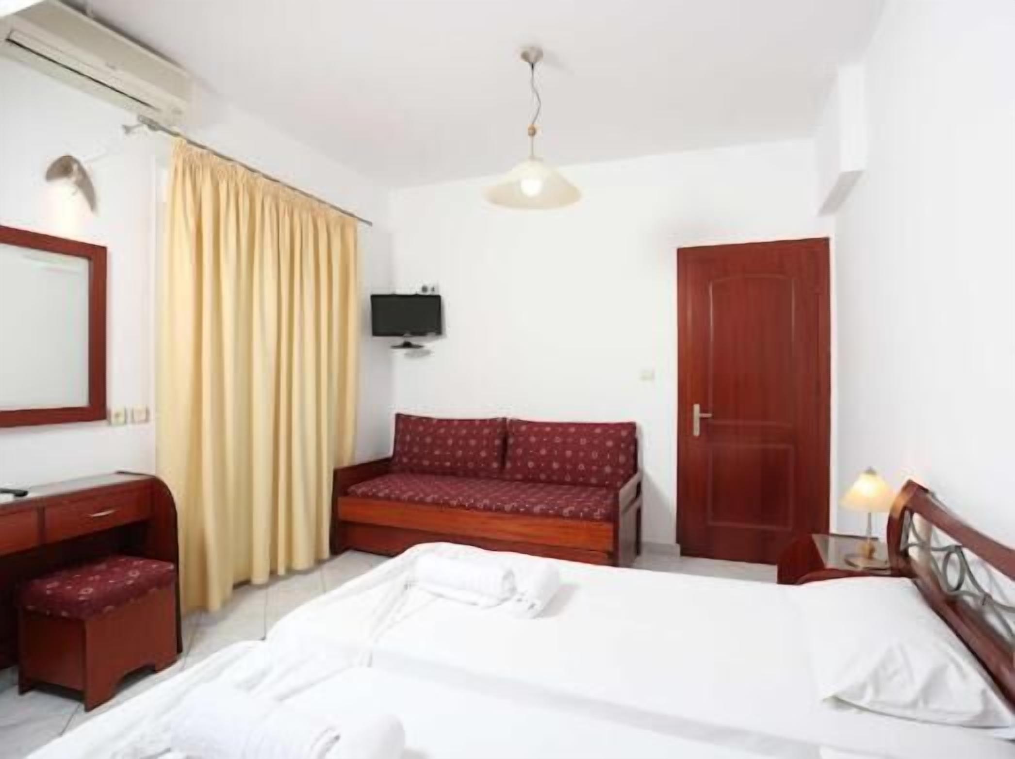 Superior Apartment, Balcony, Garden View