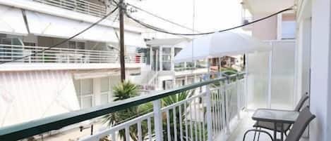 Apartamento clássico, sacada, vista para o jardim | Área da propriedade
