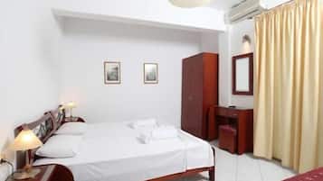 Iron/ironing board, free WiFi, bed sheets