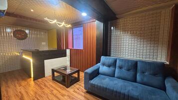Casa | Recepción