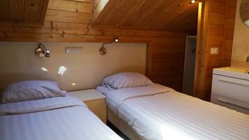 5 bedrooms, individually furnished