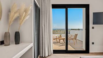 Villa de lujo, alberca privada, vista al mar | Balcón