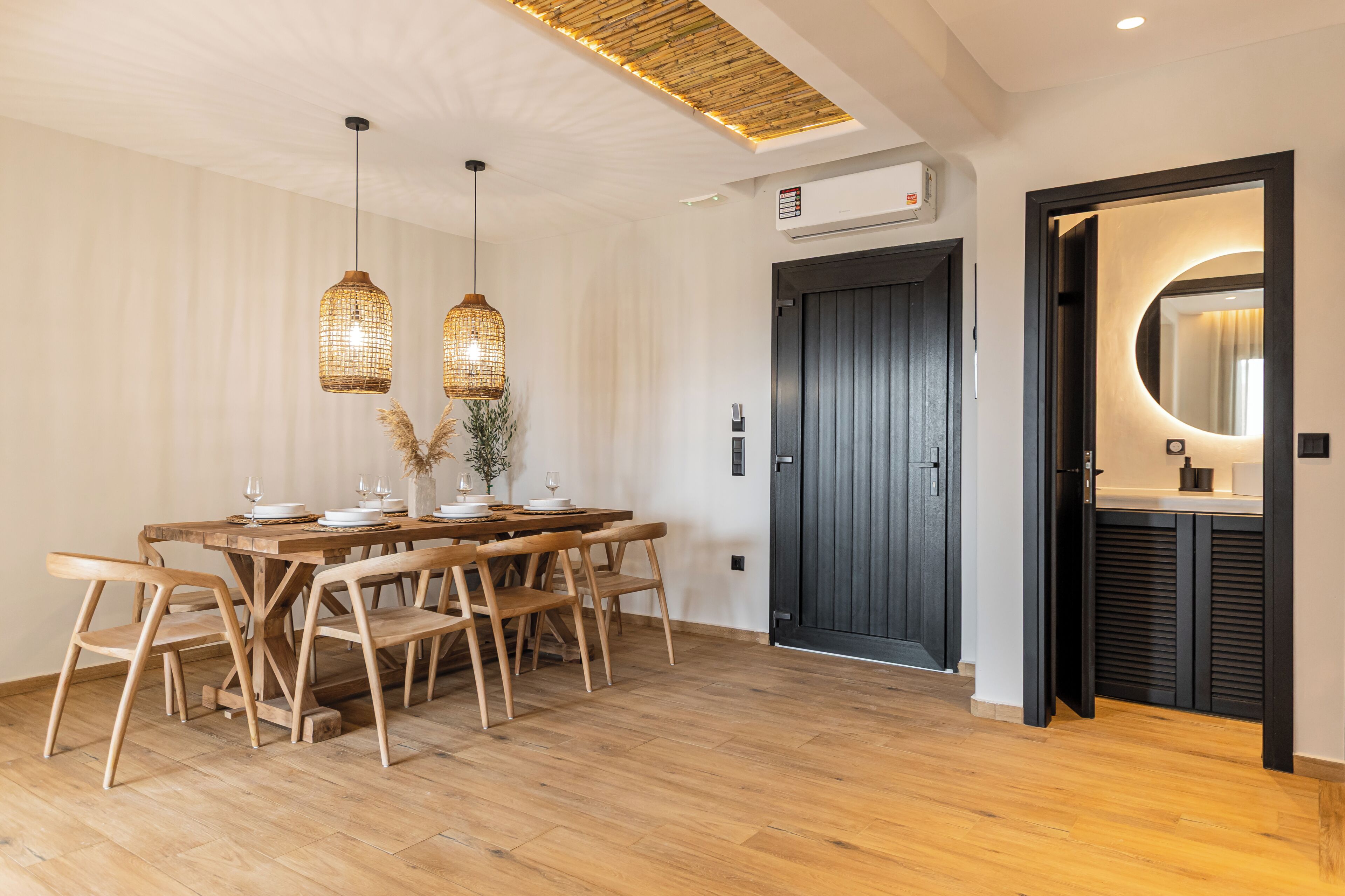 Luxury Villa, Private Pool, Sea View | Dining room
