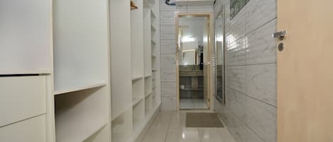 Chalet | Interior