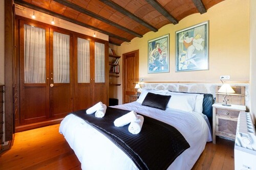 Terra Alta House, Via Verde, Pet-Friendly, Groups