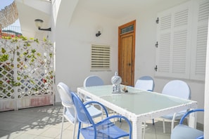 Outdoor dining - Vrbo Property (Barano D'ischia)