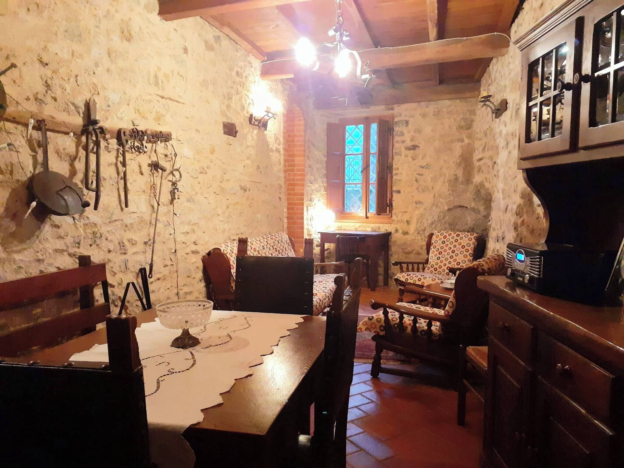 Casa, 2 habitaciones, para fumadores, chimenea | Comedor