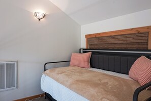 4 chambres, fer et planche à repasser, Wi-Fi gratuit