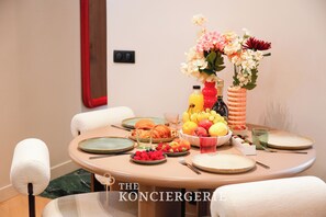 Dining - Luxury A/C Apt - 4P/1BDR - Saint-Germain (Paris)
