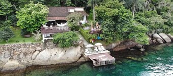 Casa Aripeba | Exclusive Oceanfront Villa in Ilha Grande