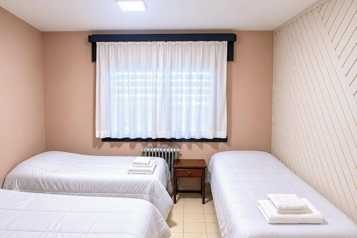 Standard Double Room | Free WiFi