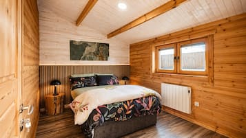 WiFi, bed sheets
