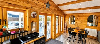 Cosy 2-bedroom lodge near Kesh, Co. Fermanagh