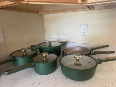 Country Club Apartments - 2BR Retreat UNIT 10