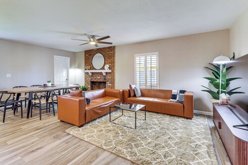 Games of Pool + Nights Fireside! Glendale Getaway