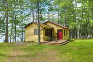 House (2 Bedrooms) | Interior - 4 Mi to Lake: Cabin in Chequamegon Natl Forest (Hayward)