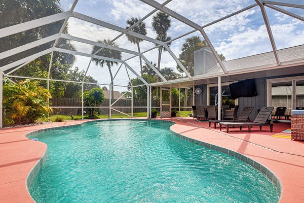 House (3 Bedrooms) | Front of property
