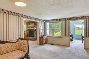 Interior - Serene Southern Pines Stay Near Firsthealth (Southern Pines)