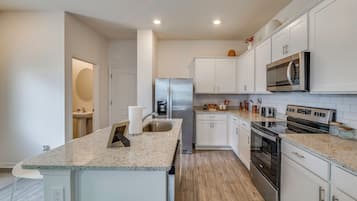 Apartment (3 Bedrooms) | Interior