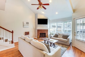 Apartment (2 Bedrooms) | Interior - Quiet Jackson Condo: Near Hospitals & Colleges (Jackson)