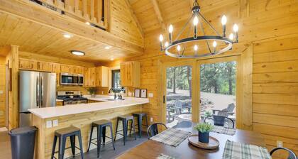 Refined Mountain-view Retreat in Florissant!