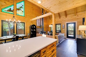 House (3 Bedrooms) | Interior - Refined Mountain-view Retreat in Florissant! (Florissant)