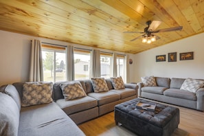 Talo (3 Bedrooms) | Sisätilat